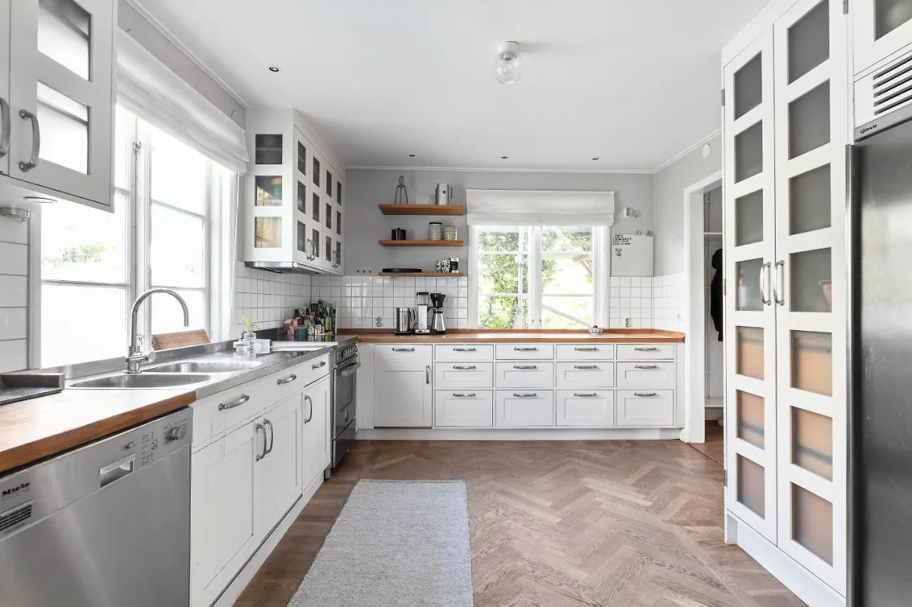 Family 4-Bedroom Villa With Fireplace And Sauna Stockholm 0*,  Sweden