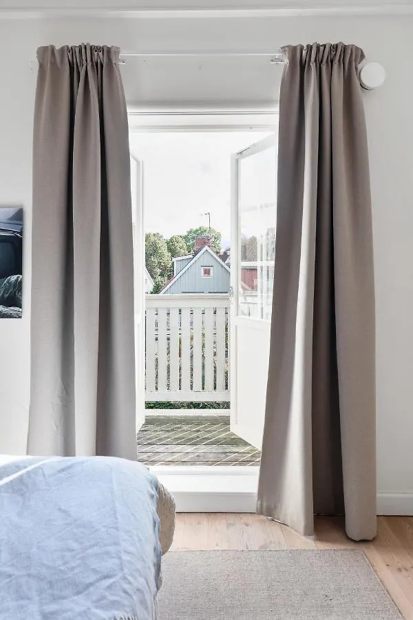 Family 4-Bedroom Villa With Fireplace And Sauna Stockholm 0*,  Sweden