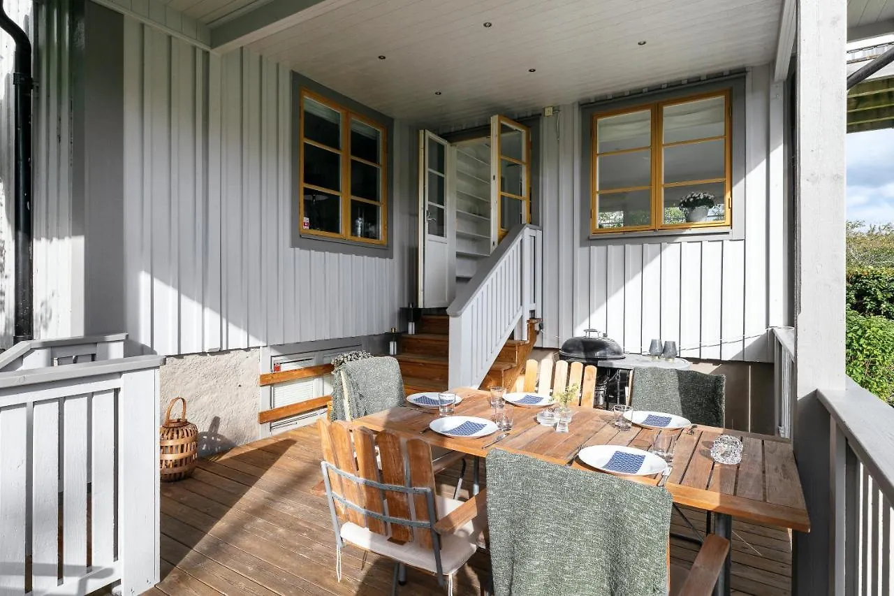 Family 4-Bedroom Villa With Fireplace And Sauna Estocolmo 0*,  Suecia